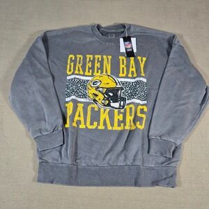 Gameday Couture NFL Green Bay Packers Vintage Wash Fleece Sweatshirt Large